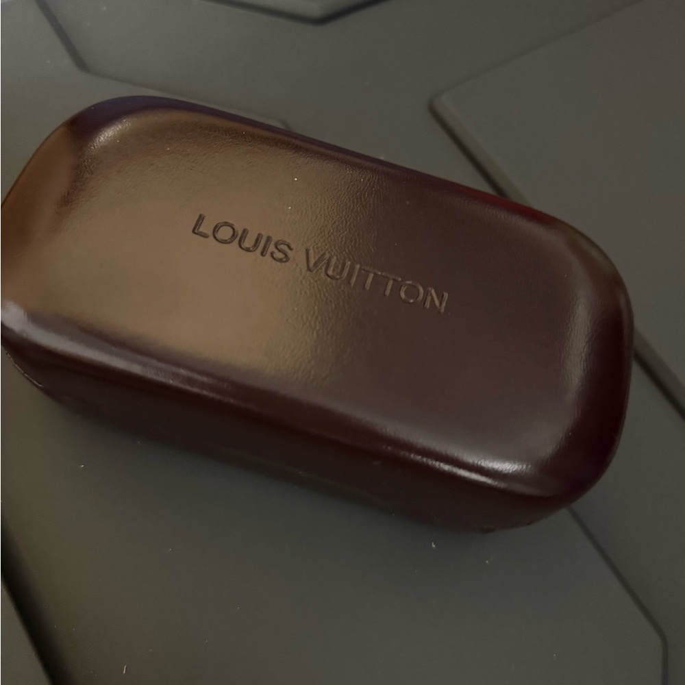 Sunglasses case